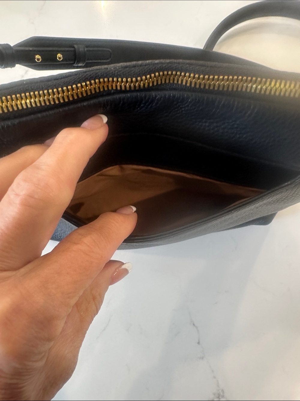 Hobo Leather Purse - Picture 3 of 7
